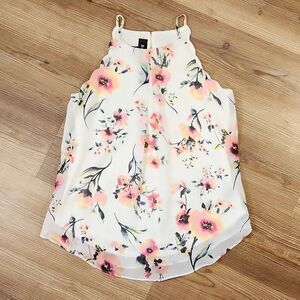☔️🩵Bwear Ivory Floral Print Sleeveless Top Small